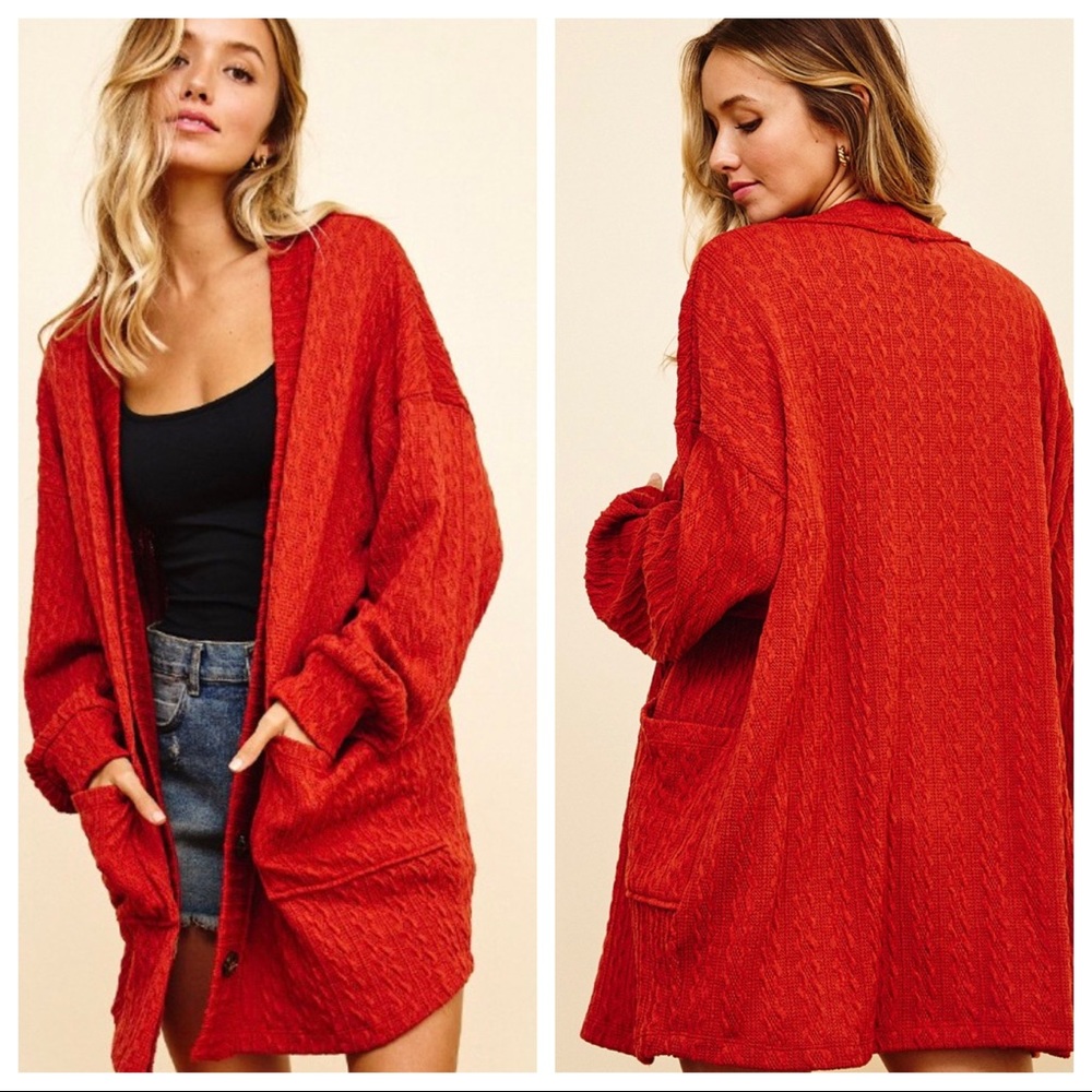 Cozy Oversized Cardigan With Pockets - Picture 2 of 5